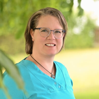 Claudia Franke als Büstenportrait